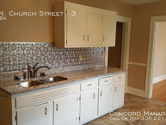 4th image of 807 N Church St APT 3