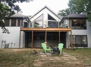 221 Salida Bnd, Holly Lake Ranch, TX 75765