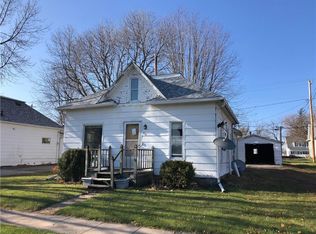 210 S High St, Baxter, IA 50028