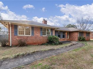 7085 Hobgood Rd, Fairburn, GA 30213