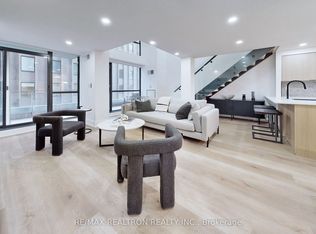 80 Cumberland St #504, Toronto, ON M5R 3V1