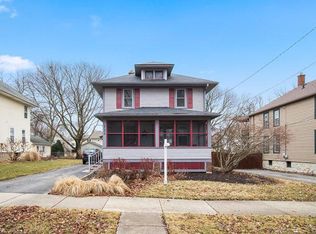 325 Blaine St, Batavia, IL 60510