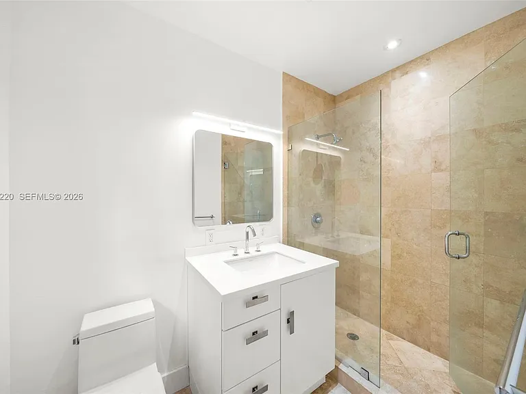 5510 Orduna Dr — Photo 11