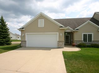 2256 Coral Ct NE, Rochester, MN 55906