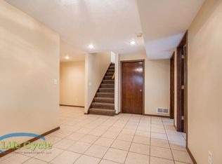 2086 Lake Michigan Dr NW, Grand Rapids, MI 49534