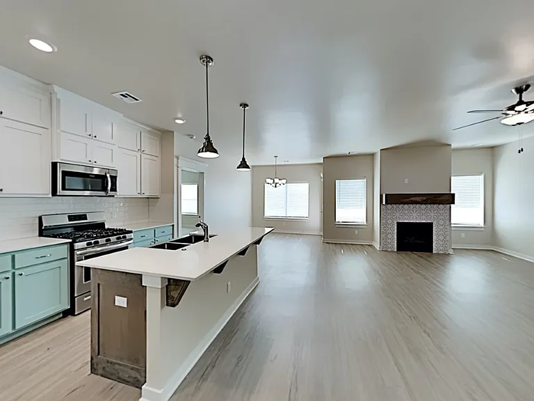 9904 Glover River Dr — Photo 8