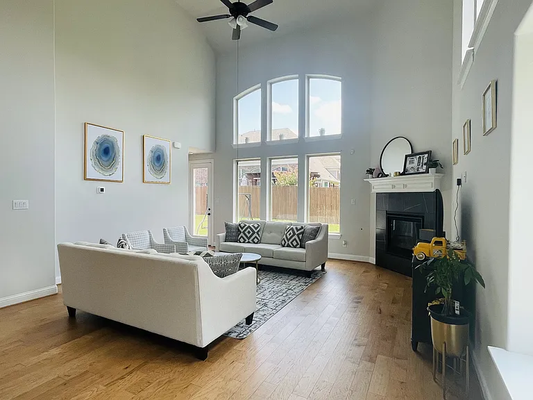 305 Cypress Hill Dr — Photo 16