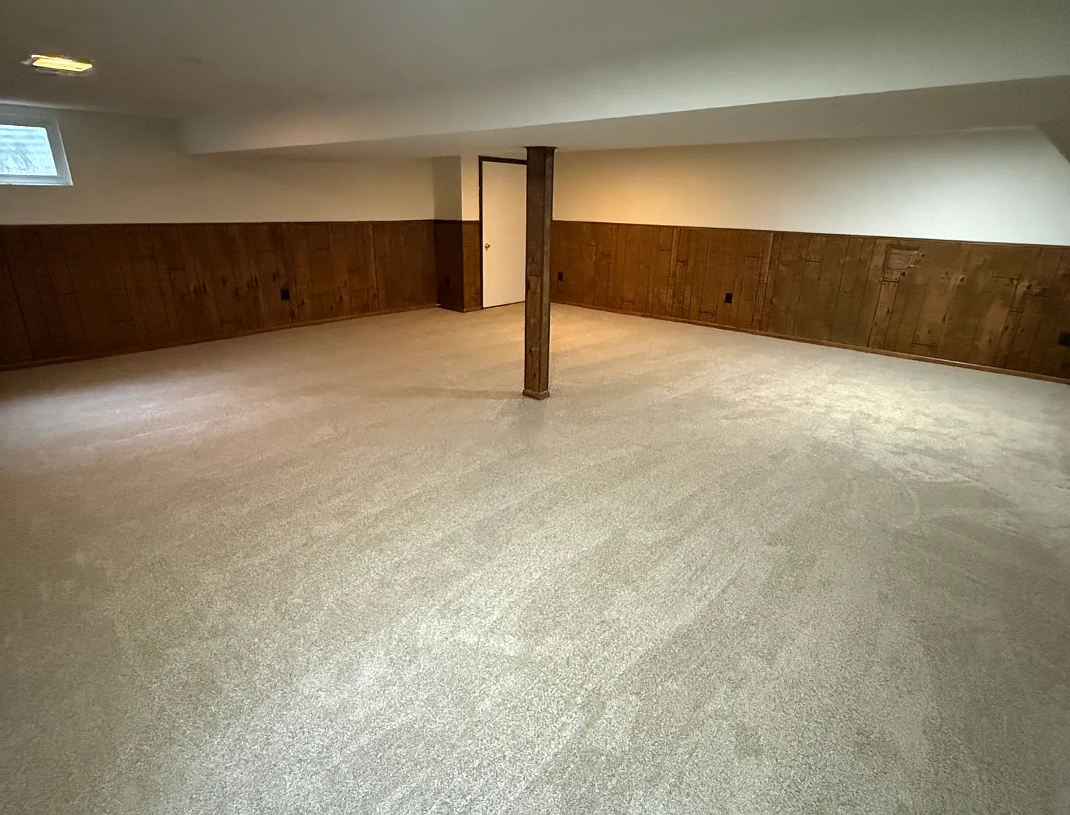 4 bed, 2.5 bath, 2110 sqft, $3,550 — Photo 4