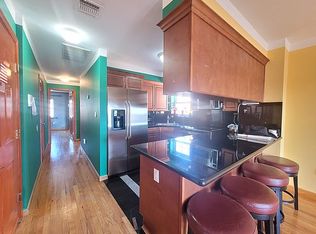 442 Sapphire St #3, Brooklyn, NY 11208