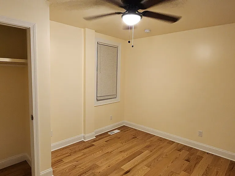 720 Main St #1 — Photo 13