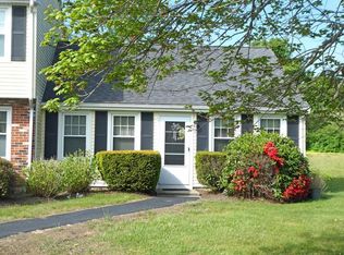 5 Blueberry Dr APT 4, Lakeville, MA 02347
