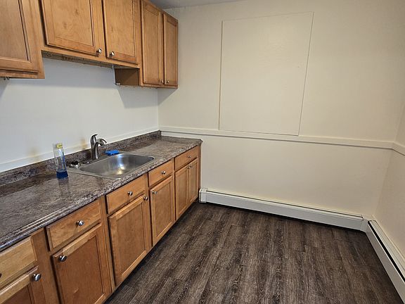 3rd image of 29 Park St #3