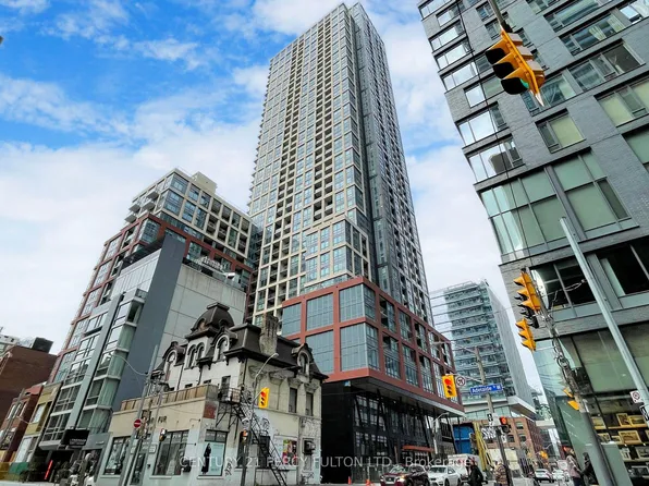 108 Peter St #4712, Toronto, ON M5V 0W2