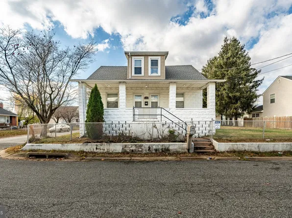 608 E Hazeldell Ave, New Castle, DE 19720