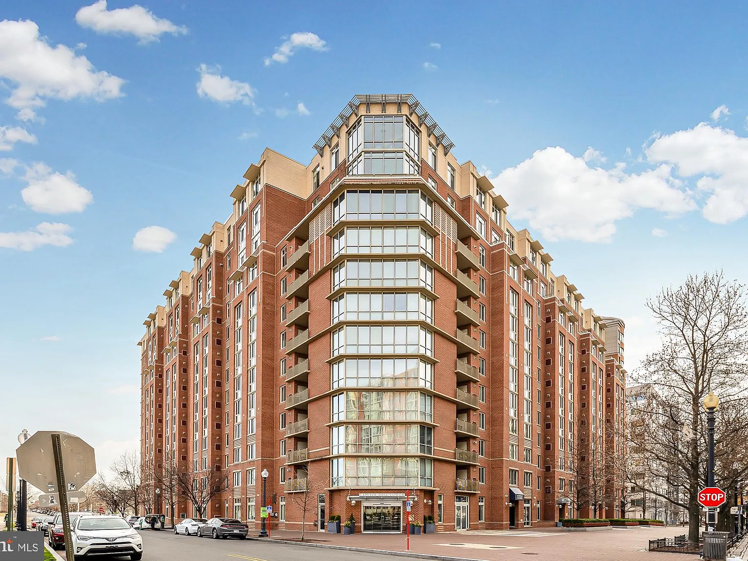 Capitol Hill Tower Cooperative — Photo 2