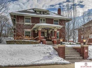 2325 S 32nd Ave, Omaha, NE 68105