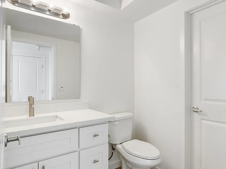 Bell Pointe Terrace Apartments — Photo 31