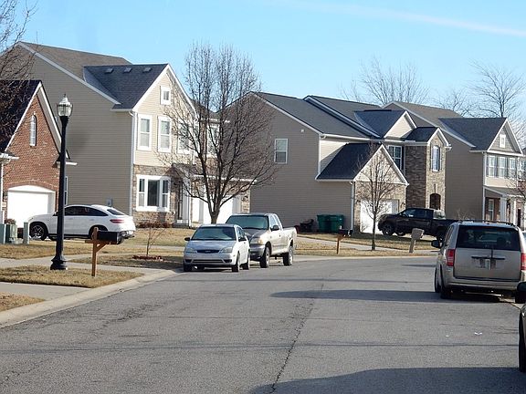 5th image of 7030 Colchester Ln