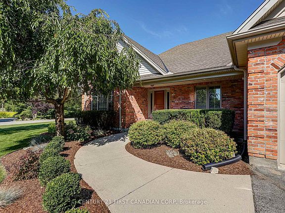 4th image of 9430 Elviage Dr
