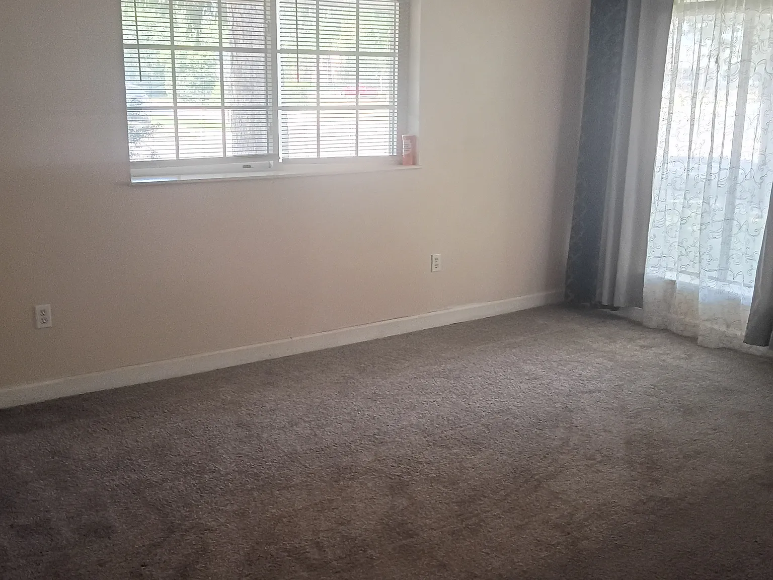 1339 Electric Ave — Photo 4