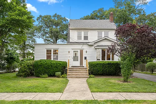 33 John St Photo 1