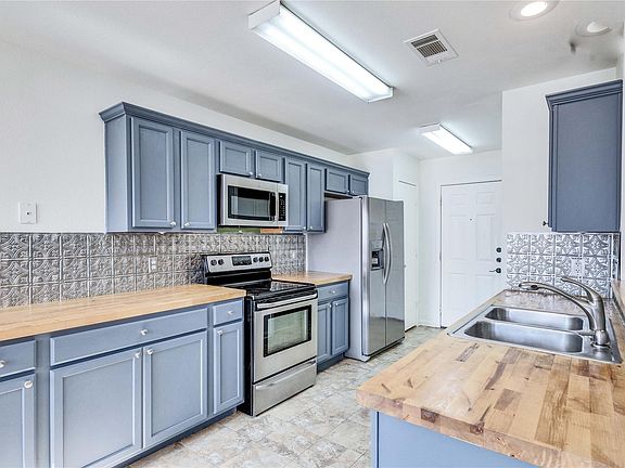 3rd image of 1103 Madison