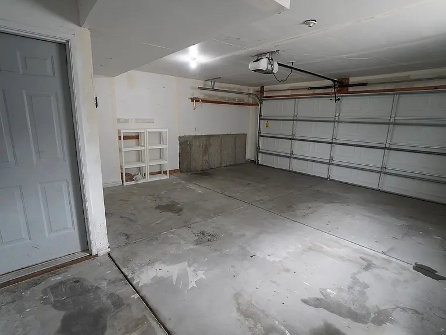 3 Bed / 2 Bath Home for Rent in Roy, UT — Photo 4