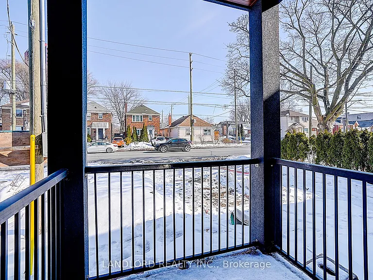 1146 Broadview Ave #1 — Photo 30