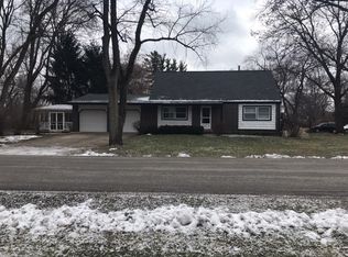 29W601 Prairie Ave, Warrenville, IL 60555