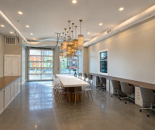 1050 W Neon Forest Cir #W Photo 1