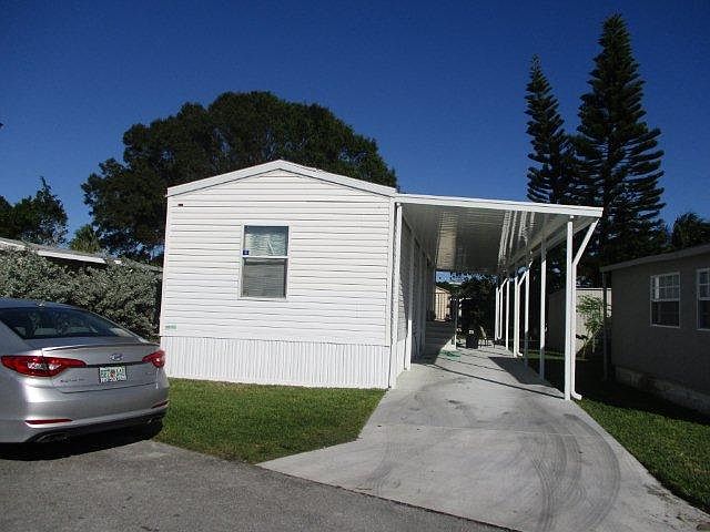 1st image of 3066 SW 52nd Ter