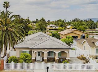 132 E 11th St, Perris, CA 92570