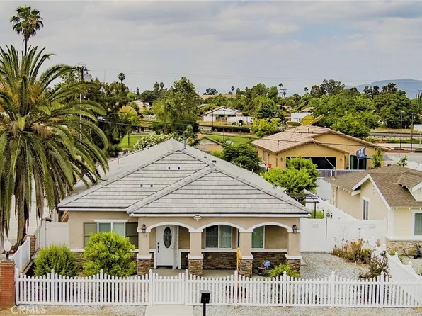 132 E 11th St, Perris, CA 92570
