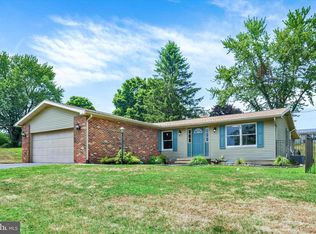 120 Denison Dr, Dauphin, PA 17018