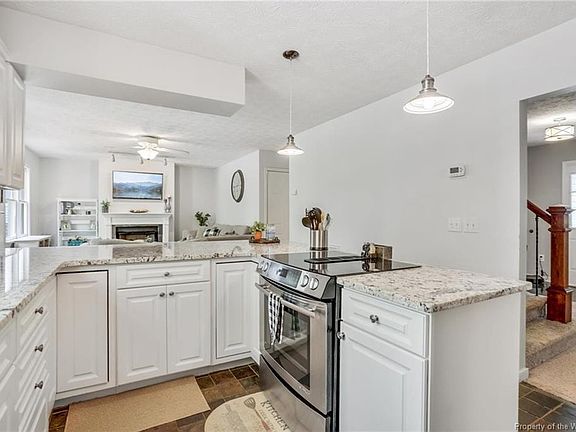 5th image of 218 Nina Ln