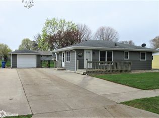 1620 E Linden St, Algona, IA 50511