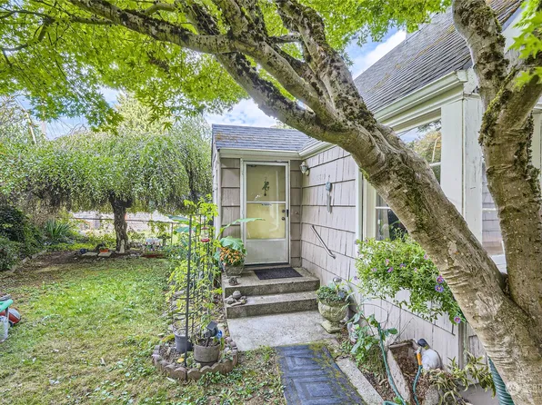 11810 Glendale Way S, Burien, WA 98168