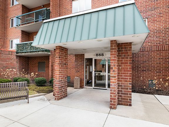 2nd image of 555 S River Rd APT 607