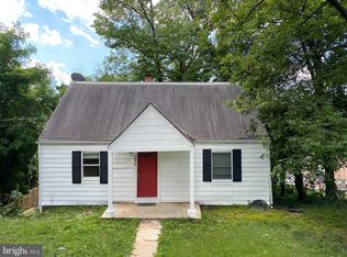 6020 Park Pl, Alexandria, VA 22303