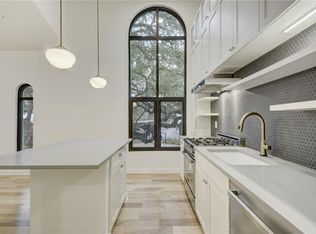 211 W Johanna St #2, Austin, TX 78704