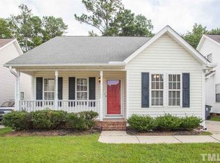 128 Cliffdale Rd, Holly Springs, NC 27540