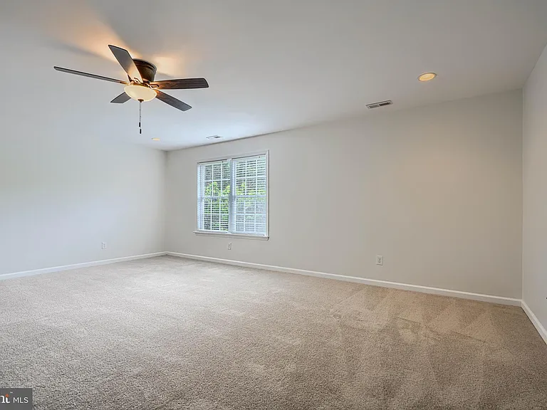 605 N Paradise Rd — Photo 30