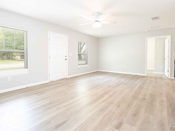 5th image of 306 E Georgia Ave