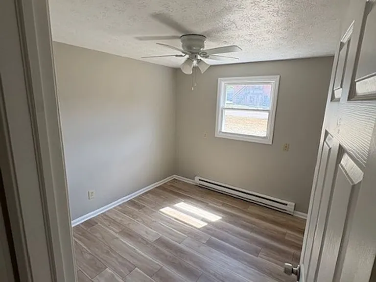 1332 N Chapel St — Photo 4