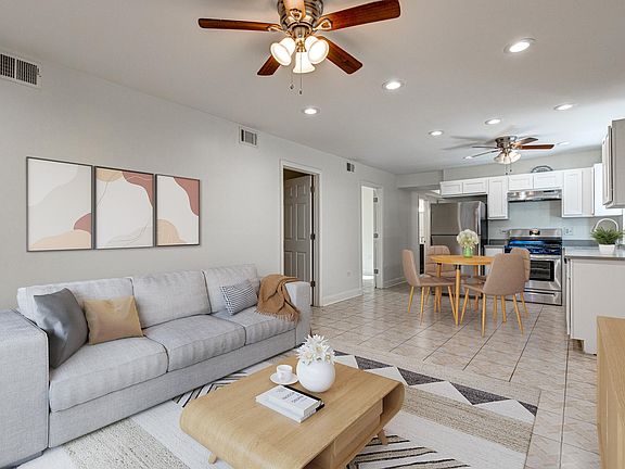 2nd image of 2109 N Sawyer Ave #1W
