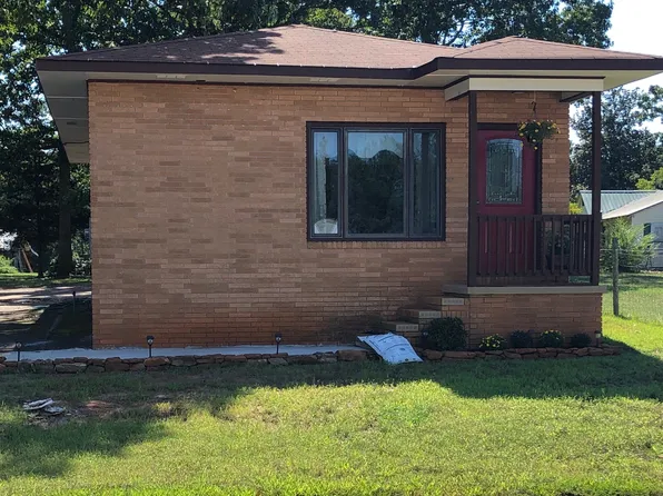569 Eastanollee School Rd, Eastanollee, GA 30538