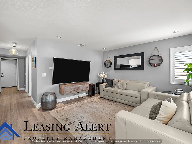 27597 Artine Dr — Photo 10