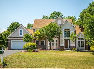 1253 Thistleberry Ln, Webster, NY 14580