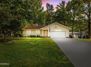 109 Alderson Rd, Washington, NC 27889