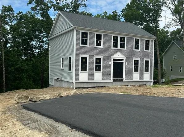 32 Brookside Ave, Webster, MA 01570